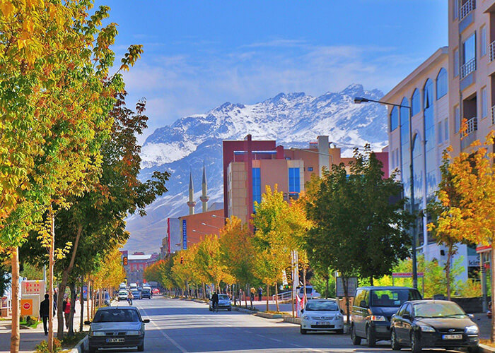 راهنمای سفر به شهر وان